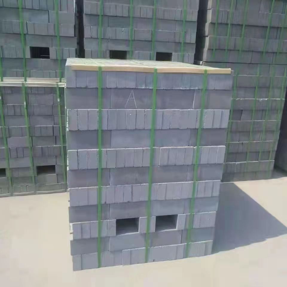 青砖